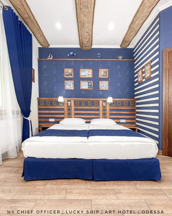 Lucky Ship Art Hotel Oldenburg Bagian luar foto