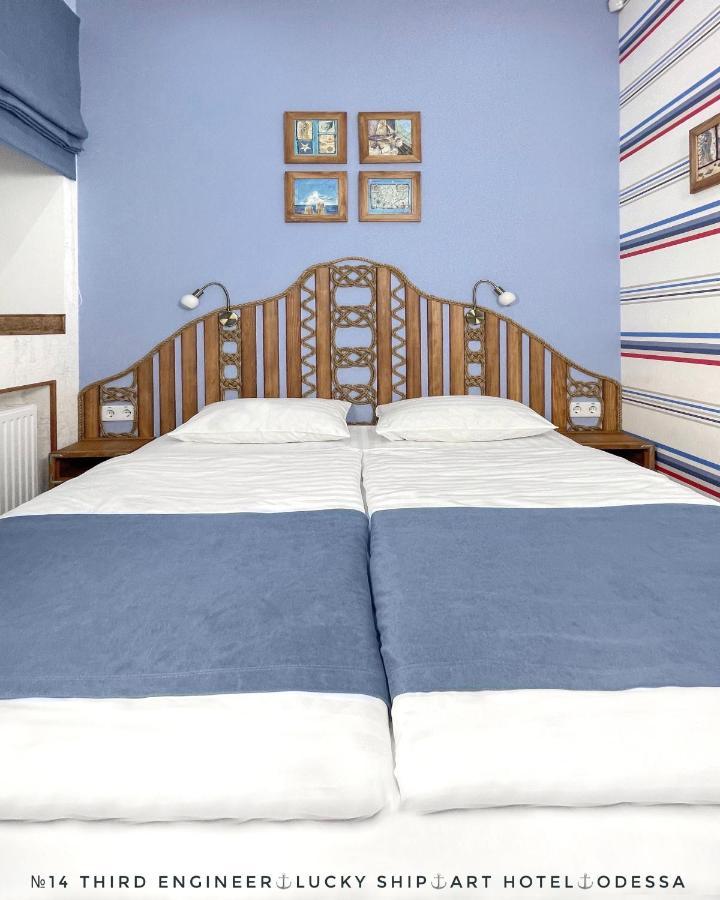 Lucky Ship Art Hotel Oldenburg Bagian luar foto