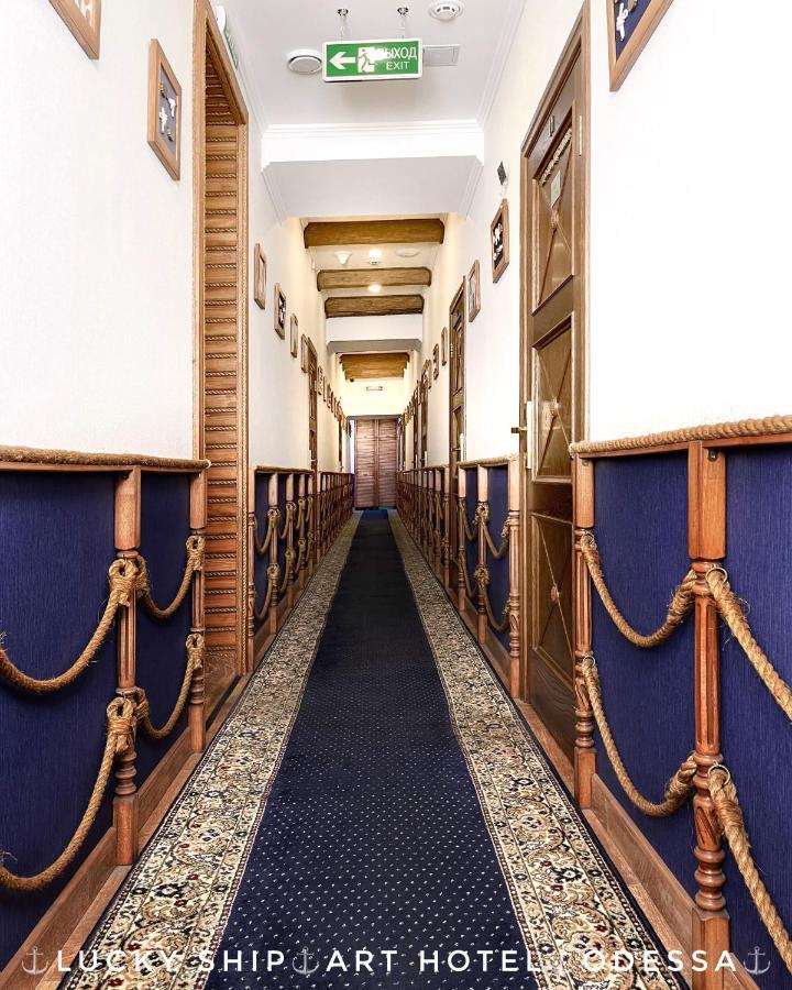 Lucky Ship Art Hotel Oldenburg Bagian luar foto