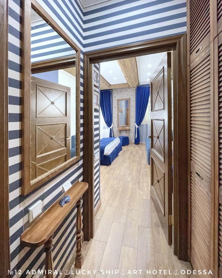 Lucky Ship Art Hotel Oldenburg Bagian luar foto